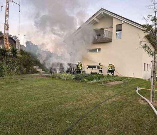 Driver Causes Fire in Bossonnens (FR) with Drowsy Driving news-11082024-005241
