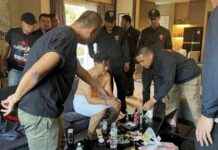 Arrested South Korean Man in Pattaya for Drug Smuggling news-15082024-122205