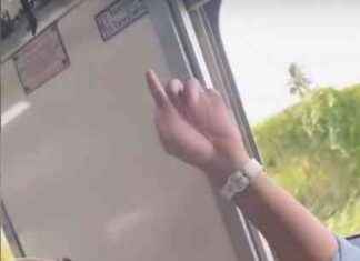 Pita Limjaroenrat Reveals Winning Lottery Numbers on Train – Watch the Video news-17082024-125025