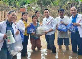 Supporting Flood Victims: ‘Peerapan’ Sends ‘Eknath’ to Distribute Relief Bags – Easy to understand and SEO-friendly title news-26082024-130306