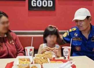 Thai Girl’s KFC Dream Comes True Thanks to Rescue Worker news-10092024-193442