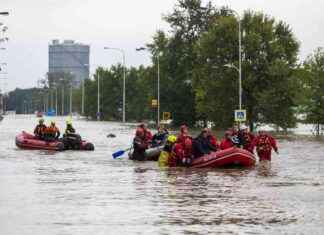 Deadly Storm Beris sweeps through Central Europe, claiming 17 lives. news-17092024-005711