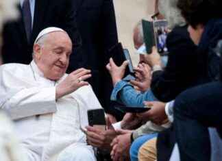 Pope Criticizes Obsession with Wealth news-25102024-003154