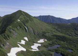 Poll Finds Majority of People Concerned About Bad Tourist Behavior in National Parks news-26102024-064430