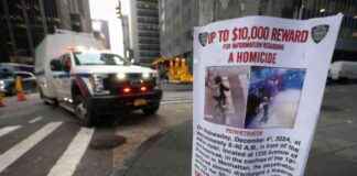 Manhunt in New York for Insurance CEO’s Killer manhunt-in-new-york-for-nsurance-ceos-killer