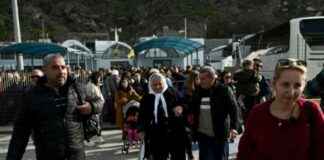 Greek Prime Minister Urges Calm During Santorini Earthquakes greek-prime-minister-urges-calm-during-santorini-earthquakes