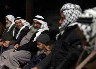 Hamas Warns Gaza Truce Endangered by Israel’s Prisoner Delay hamas-warns-gaza-truce-endangered-by-sraels-prisoner-delay