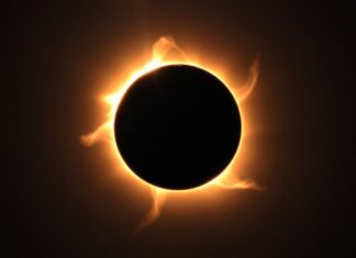 Solar Eclipse Phenomenon Captivates Global Audience Amidst Political Developments Solar Eclipse Phenomenon Enthralls Worldwide Viewers Amid Political Events